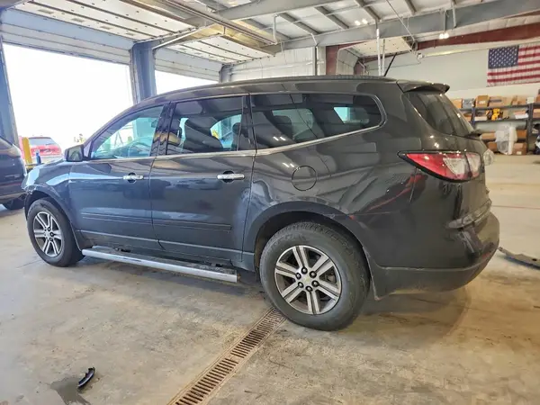 1GNKVHKD0HJ117518 2017 CHEVROLET TRAVERSE - Image 2