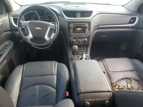 1GNKVHKD0HJ263837 2017 CHEVROLET TRAVERSE - Image 8