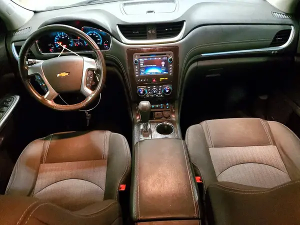 1GNKVHKD0HJ330923 2017 CHEVROLET TRAVERSE - Image 8