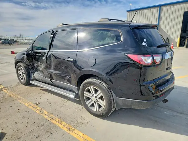 1GNKVHKD1GJ148730 2016 CHEVROLET TRAVERSE - Image 2