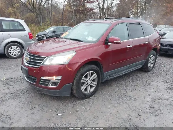 1GNKVHKD1GJ227217 2016 CHEVROLET TRAVERSE - Image 2