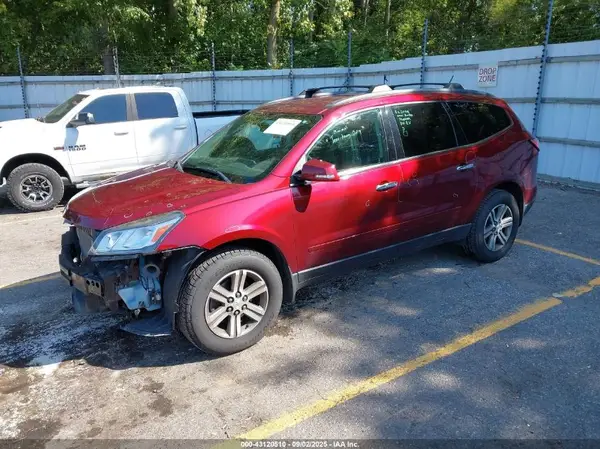 1GNKVHKD1GJ268379 2016 CHEVROLET TRAVERSE - Image 2