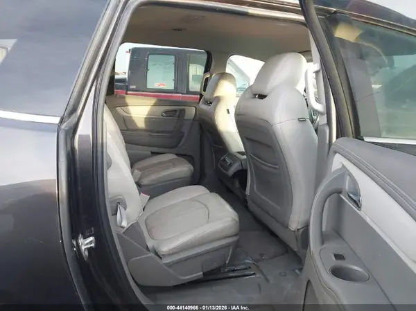 1GNKVHKD1GJ271010 2016 CHEVROLET TRAVERSE - Image 8
