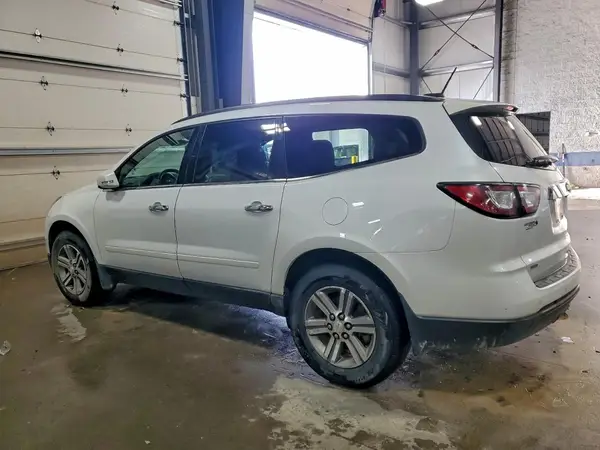 1GNKVHKD1GJ317354 2016 CHEVROLET TRAVERSE - Image 2