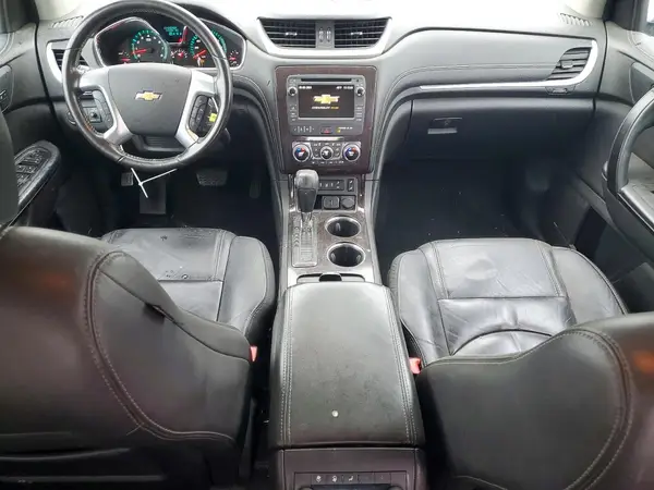 1GNKVHKD1HJ105765 2017 CHEVROLET TRAVERSE - Image 8