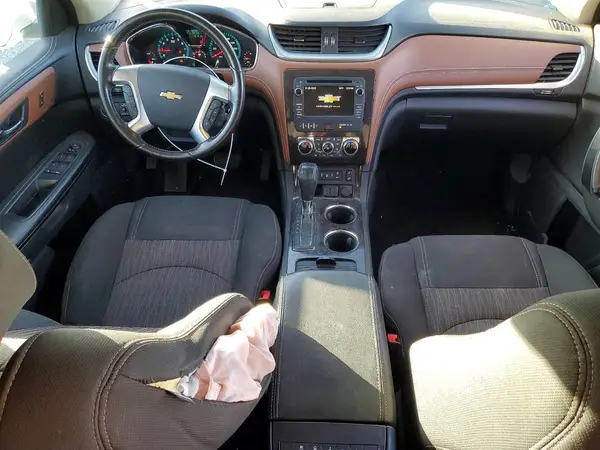 1GNKVHKD1HJ113039 2017 CHEVROLET TRAVERSE - Image 8
