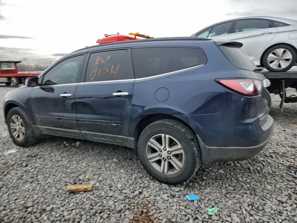 1GNKVHKD1HJ229275 2017 CHEVROLET TRAVERSE - Image 2