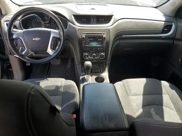 1GNKVHKD1HJ261028 2017 CHEVROLET TRAVERSE - Image 8