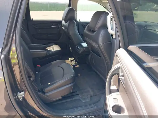 1GNKVHKD1HJ285409 2017 CHEVROLET TRAVERSE - Image 8