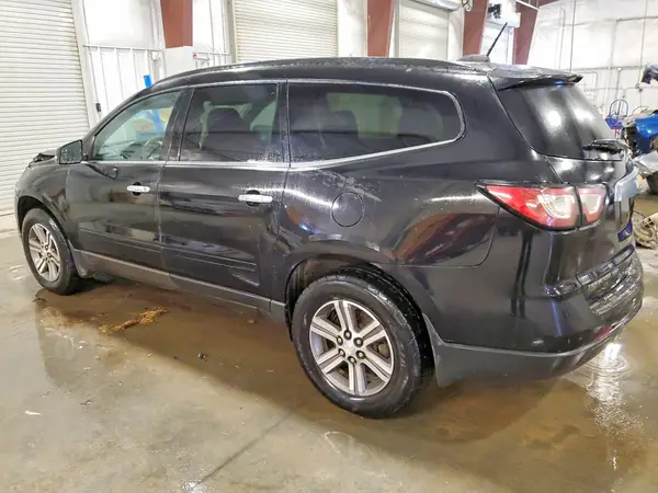 1GNKVHKD1HJ295485 2017 CHEVROLET TRAVERSE - Image 2