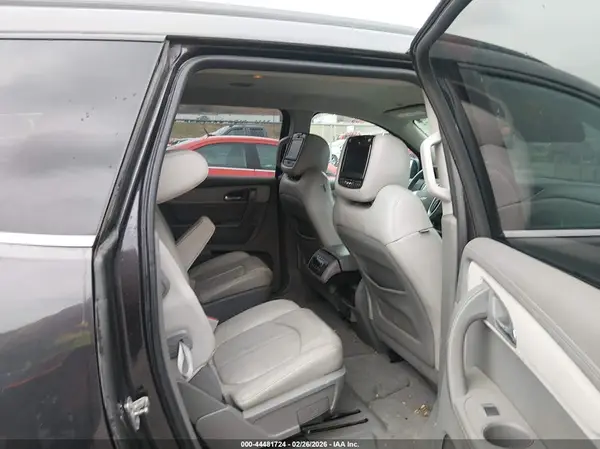 1GNKVHKD1HJ324953 2017 CHEVROLET TRAVERSE - Image 8