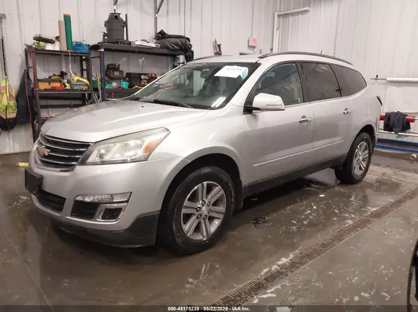 1GNKVHKD2GJ117518 2016 CHEVROLET TRAVERSE - Image 2