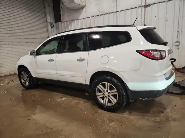 1GNKVHKD2GJ117924 2016 CHEVROLET TRAVERSE - Image 2