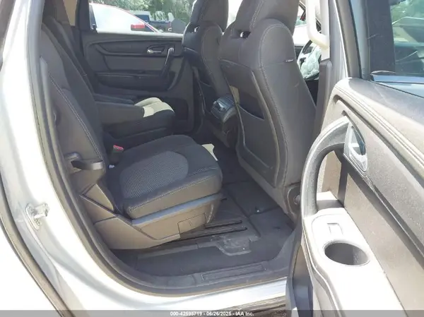 1GNKVHKD2GJ127255 2016 CHEVROLET TRAVERSE - Image 8