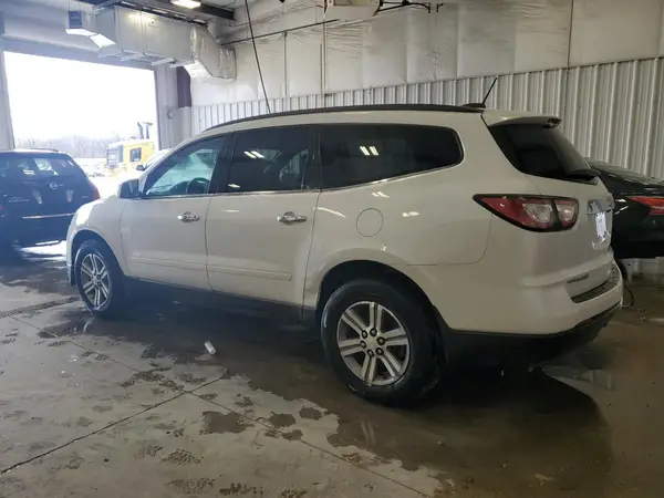 1GNKVHKD2GJ204383 2016 CHEVROLET TRAVERSE - Image 2