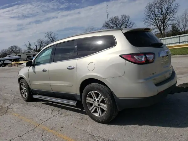 1GNKVHKD2GJ255883 2016 CHEVROLET TRAVERSE - Image 2