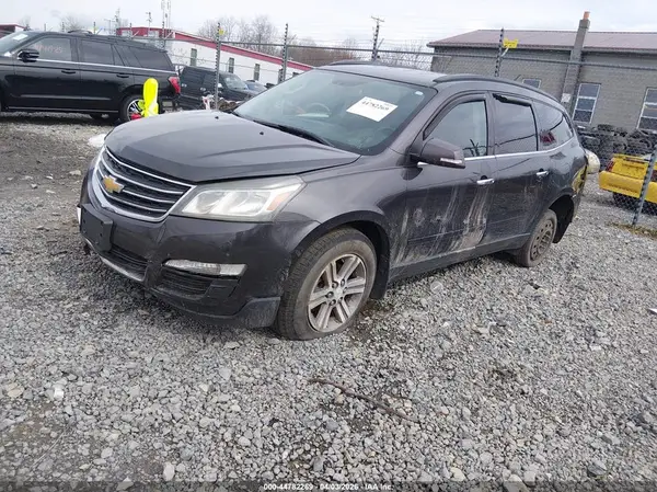 1GNKVHKD2GJ342747 2016 CHEVROLET TRAVERSE - Image 2