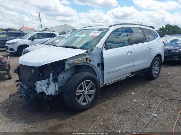 1GNKVHKD2GJ349200 2016 CHEVROLET TRAVERSE - Image 2
