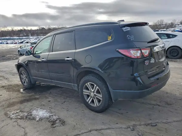 1GNKVHKD2HJ123742 2017 CHEVROLET TRAVERSE - Image 2
