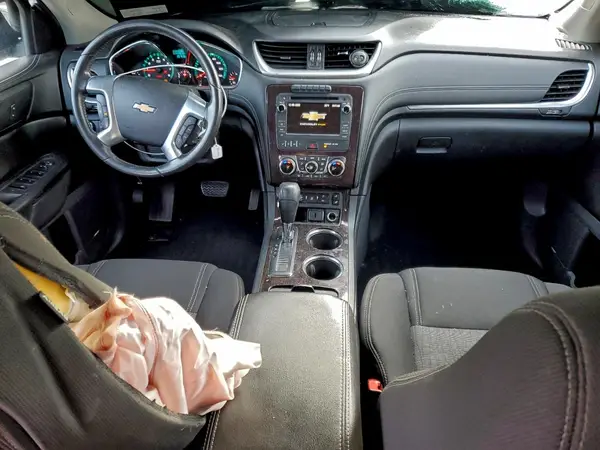 1GNKVHKD2HJ123742 2017 CHEVROLET TRAVERSE - Image 8