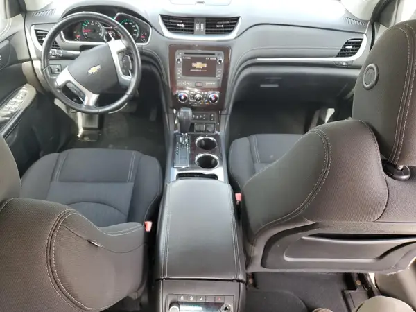 1GNKVHKD2HJ135972 2017 CHEVROLET TRAVERSE - Image 8