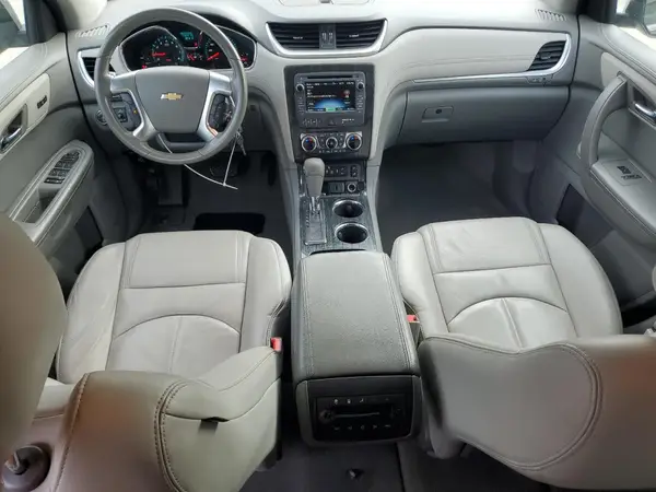 1GNKVHKD2HJ163741 2017 CHEVROLET TRAVERSE - Image 8
