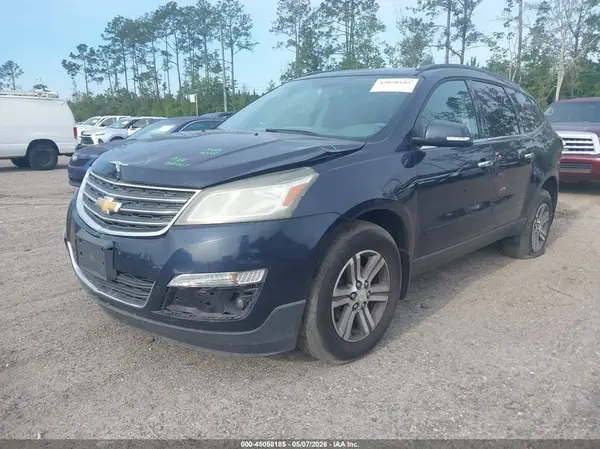 1GNKVHKD2HJ271714 2017 CHEVROLET TRAVERSE - Image 2