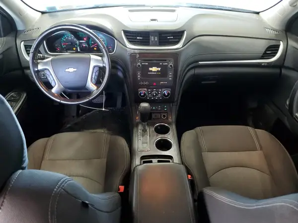 1GNKVHKD2HJ273558 2017 CHEVROLET TRAVERSE - Image 8