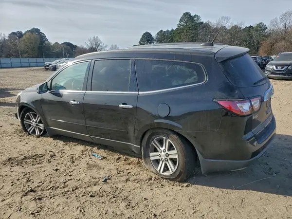 1GNKVHKD2HJ283104 2017 CHEVROLET TRAVERSE - Image 2