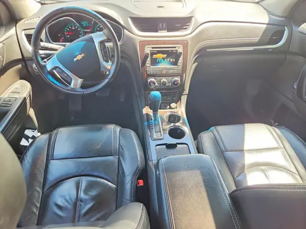 1GNKVHKD3GJ212203 2016 CHEVROLET TRAVERSE - Image 8