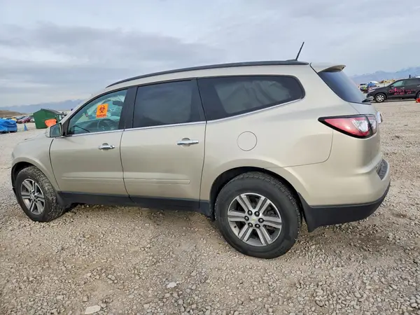 1GNKVHKD3GJ316237 2016 CHEVROLET TRAVERSE - Image 2