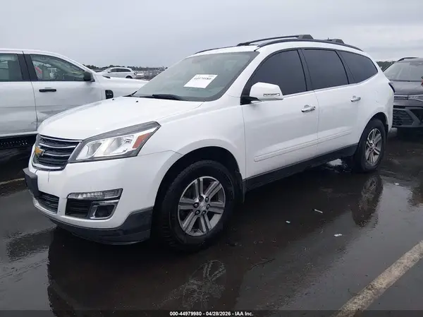1GNKVHKD3HJ101491 2017 CHEVROLET TRAVERSE - Image 2