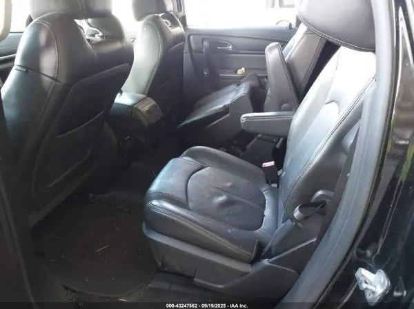 1GNKVHKD3HJ118761 2017 CHEVROLET TRAVERSE - Image 8