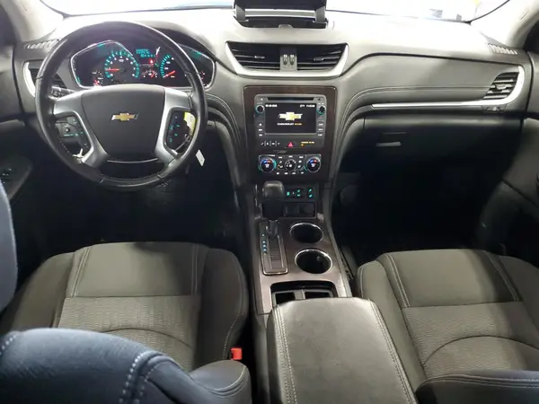 1GNKVHKD3HJ162520 2017 CHEVROLET TRAVERSE - Image 8