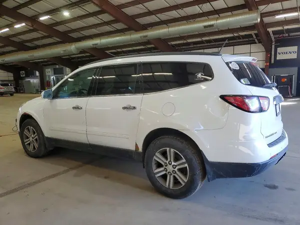 1GNKVHKD3HJ191371 2017 CHEVROLET TRAVERSE - Image 2