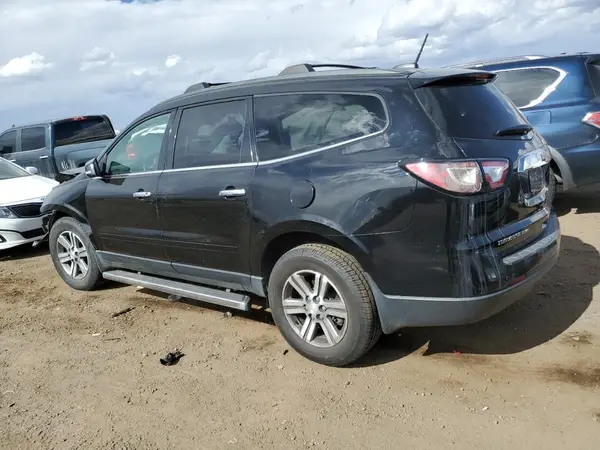 1GNKVHKD3HJ332374 2017 CHEVROLET TRAVERSE - Image 2