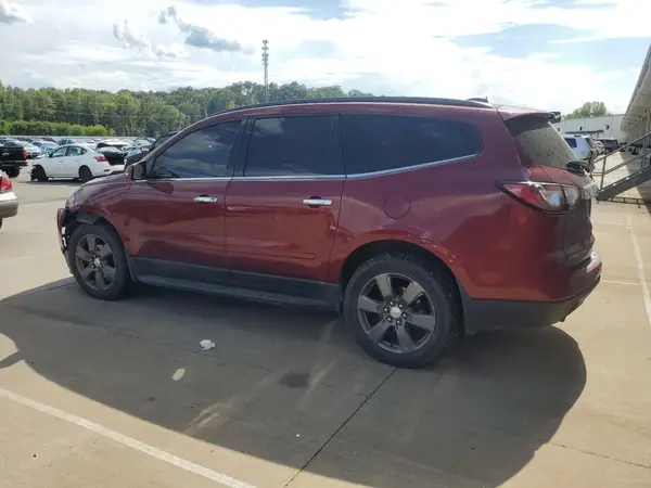 1GNKVHKD3HJ334805 2017 CHEVROLET TRAVERSE - Image 2