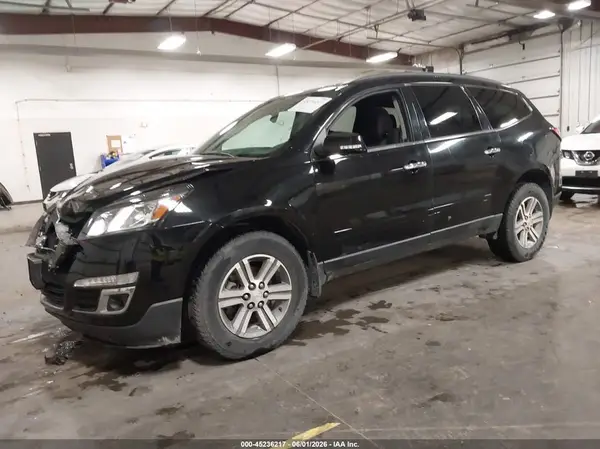1GNKVHKD4GJ100901 2016 CHEVROLET TRAVERSE - Image 2