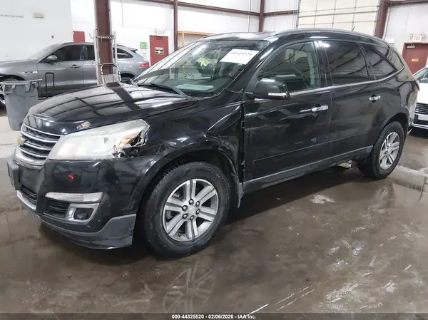 1GNKVHKD4GJ129637 2016 CHEVROLET TRAVERSE - Image 2