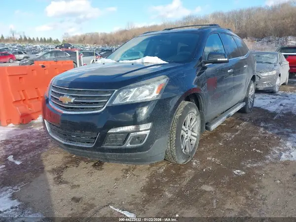 1GNKVHKD4GJ181351 2016 CHEVROLET TRAVERSE - Image 2