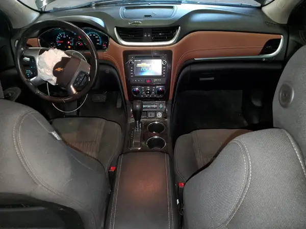 1GNKVHKD4GJ187070 2016 CHEVROLET TRAVERSE - Image 8