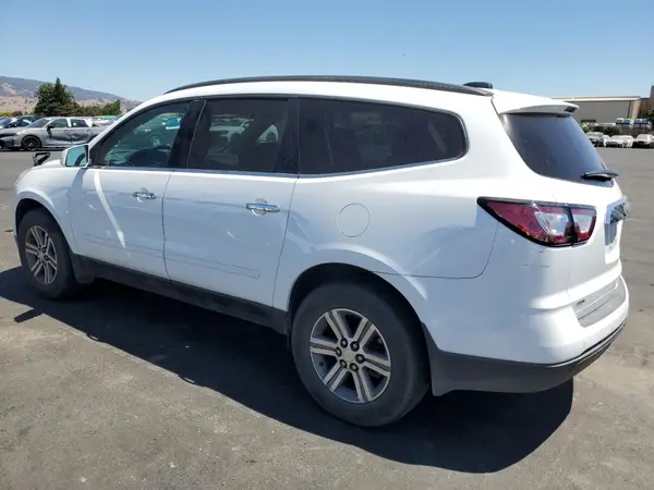 1GNKVHKD4GJ266836 2016 CHEVROLET TRAVERSE - Image 2