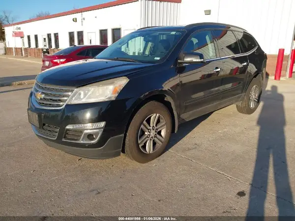 1GNKVHKD4GJ348341 2016 CHEVROLET TRAVERSE - Image 2