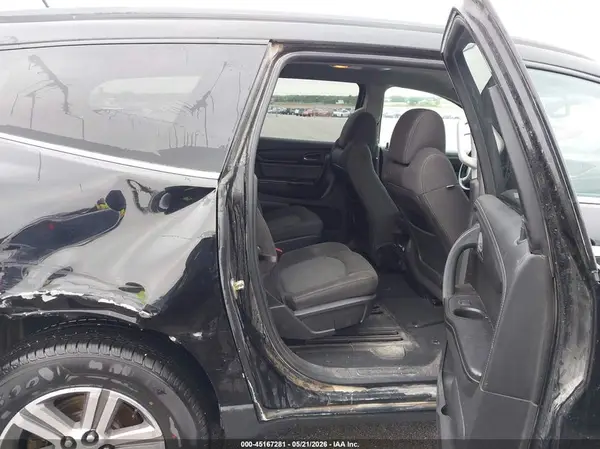 1GNKVHKD4GJ348758 2016 CHEVROLET TRAVERSE - Image 8