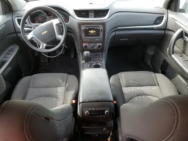 1GNKVHKD4HJ143152 2017 CHEVROLET TRAVERSE - Image 8