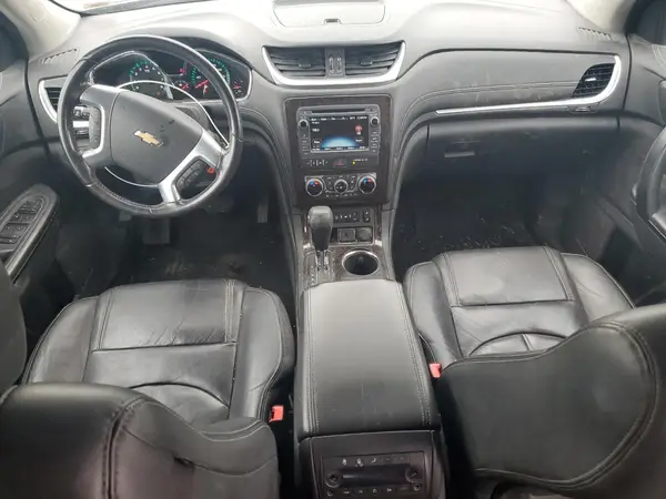 1GNKVHKD4HJ186843 2017 CHEVROLET TRAVERSE - Image 8