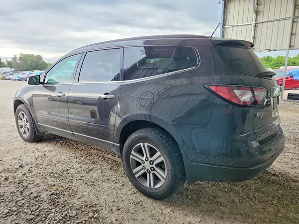 1GNKVHKD4HJ191041 2017 CHEVROLET TRAVERSE - Image 2