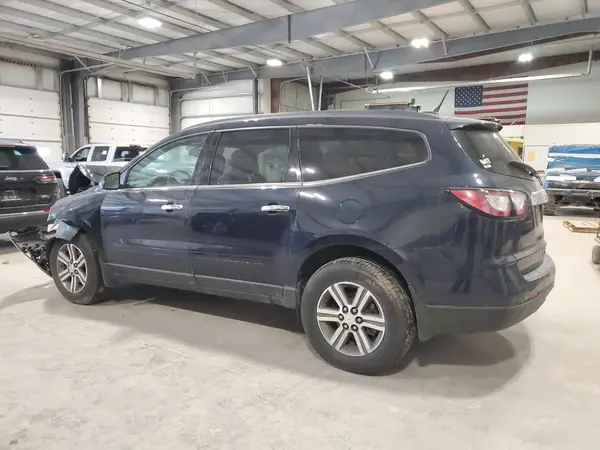 1GNKVHKD4HJ221753 2017 CHEVROLET TRAVERSE - Image 2