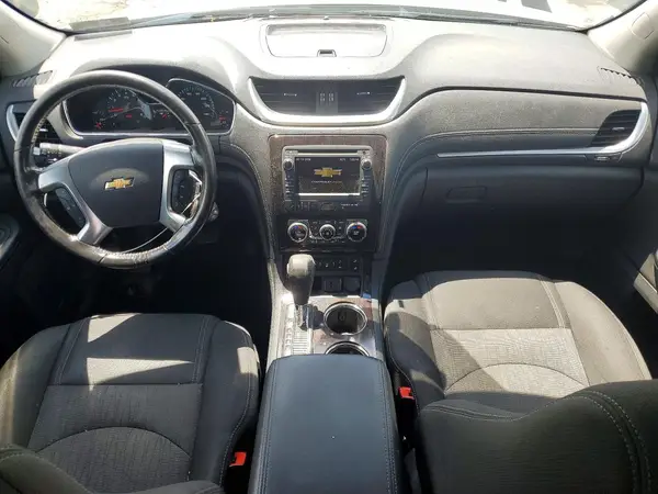 1GNKVHKD4HJ265820 2017 CHEVROLET TRAVERSE - Image 8