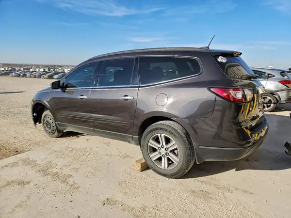 1GNKVHKD4HJ325515 2017 CHEVROLET TRAVERSE - Image 2